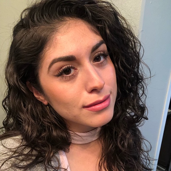 Meet your Posher, Victoria - Picture 1 of 1